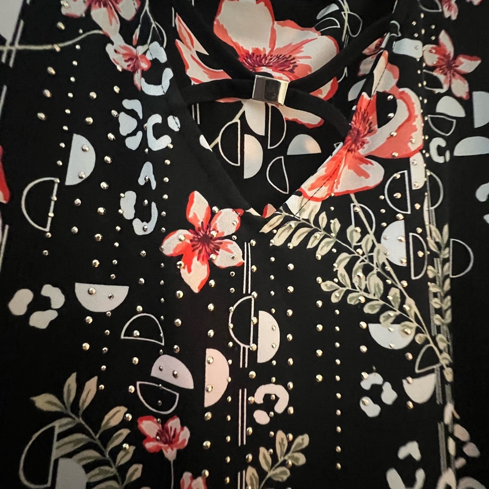 JM Collection Black and Coral Floral Blouse
